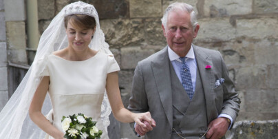 image: Prins Charles steppet inn for brudens far